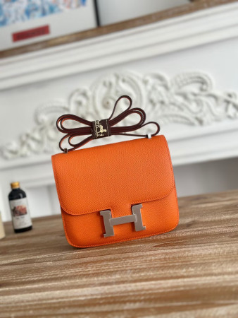 Hermès Constance 19 Epsom Silver Hardware 7.25" x 6.25" x 2.25"