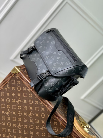 LV Messenger Voyager PM M12517  22.5 x 11 x 33 cm