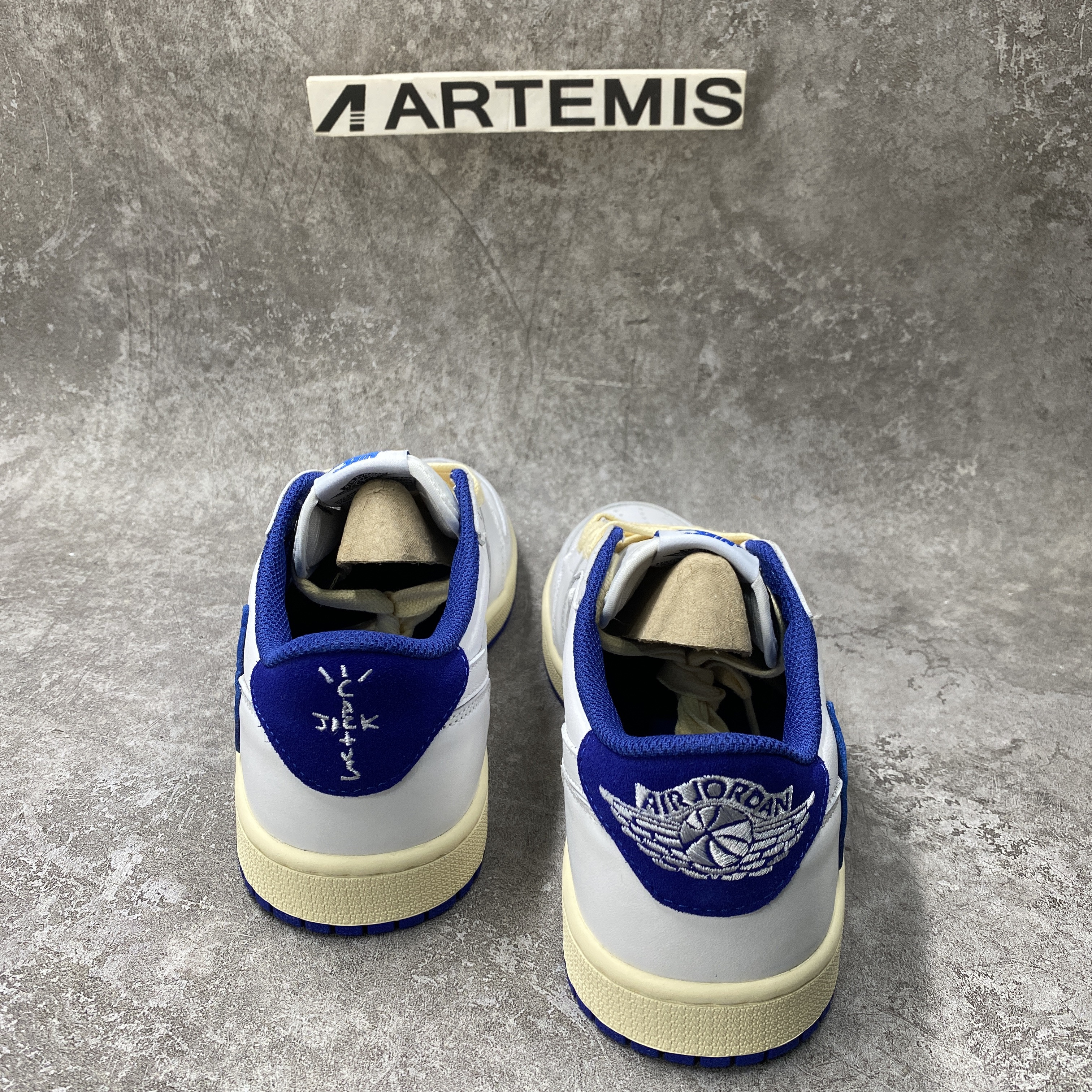 Travis Scott x Air Jordan 1 Low White Blue
