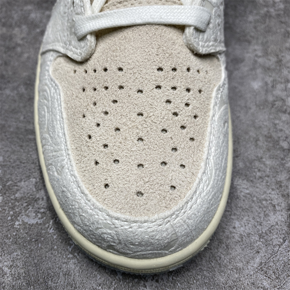 CHRIS PAUL X AIR JORDAN 1 RETRO LOW OG 