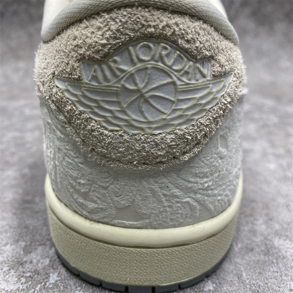 CHRIS PAUL X AIR JORDAN 1 RETRO LOW OG 