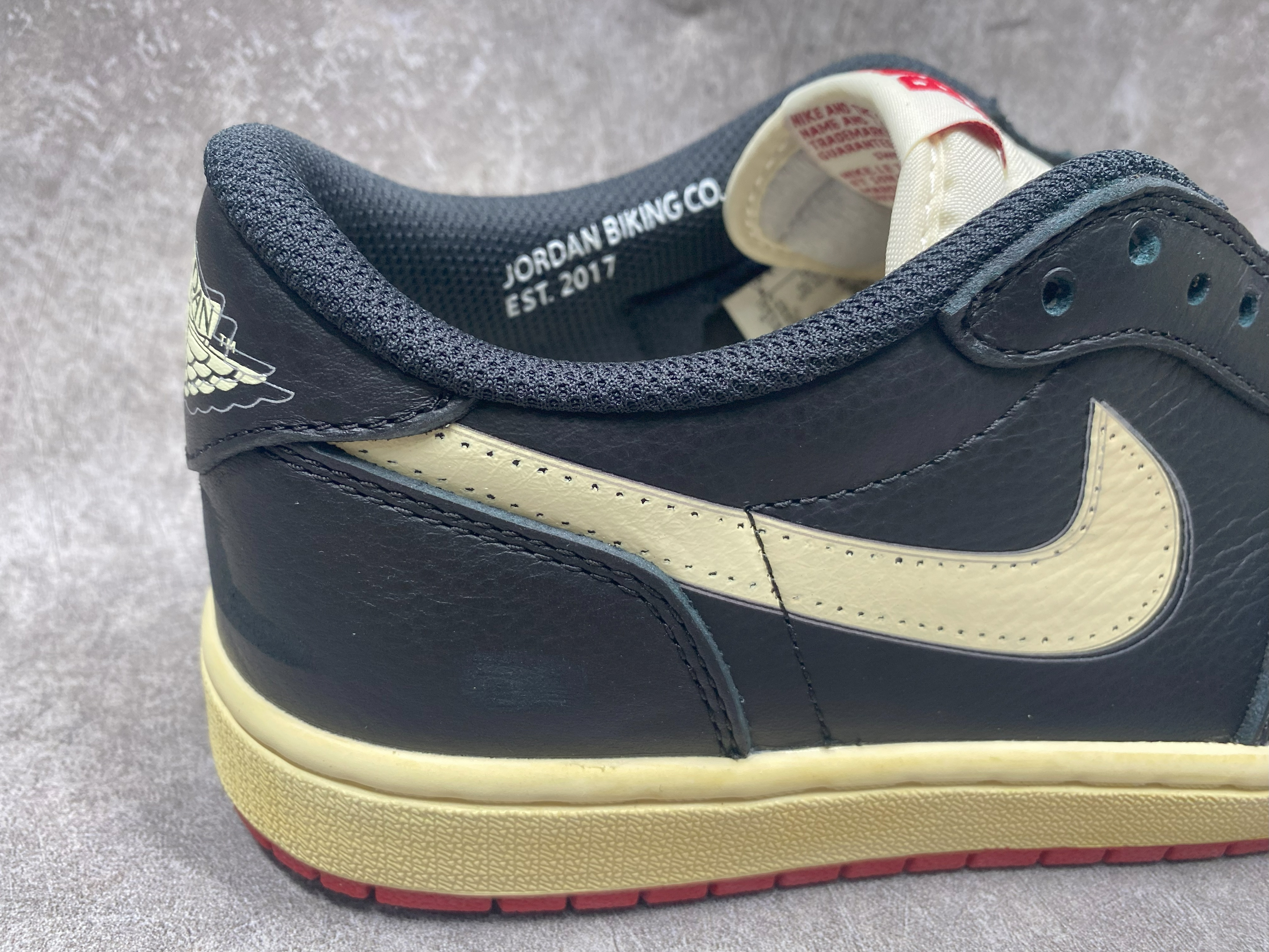 UA Jordan 1 Retro Low OG