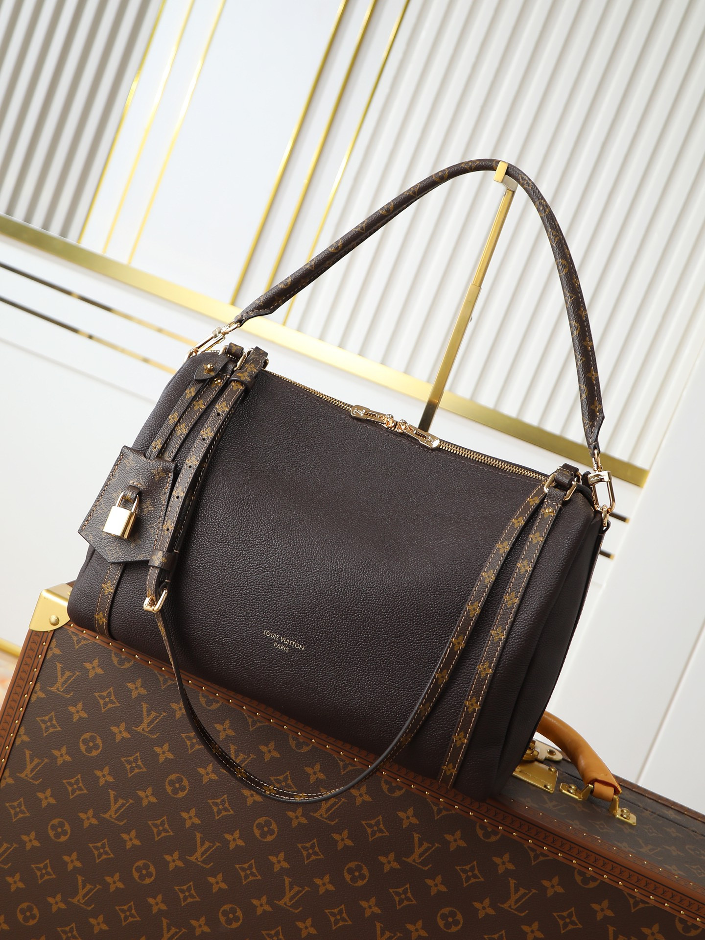 LV Express MM M26397 36x24x18.5cm