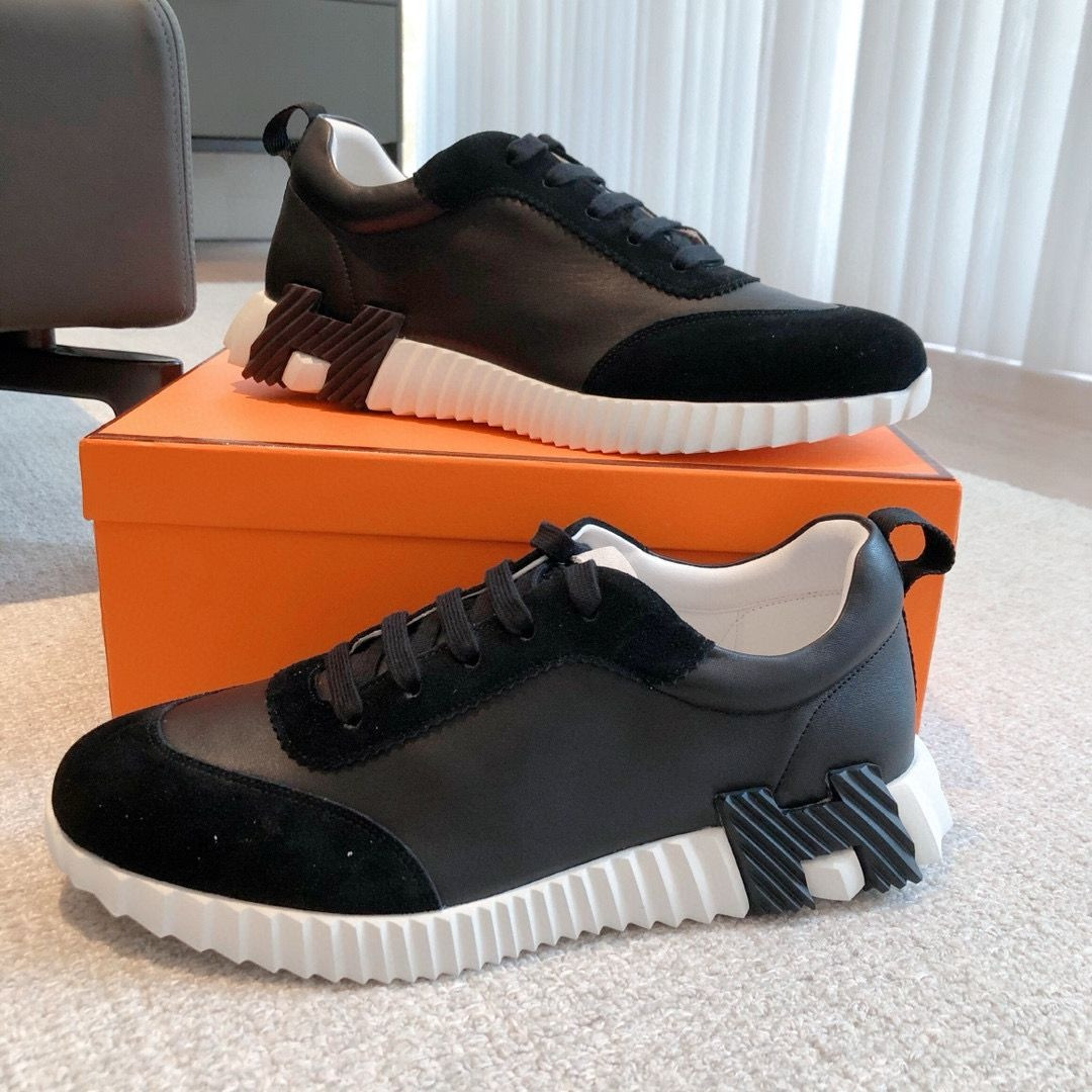 UA Hermès Bouncing Sneaker