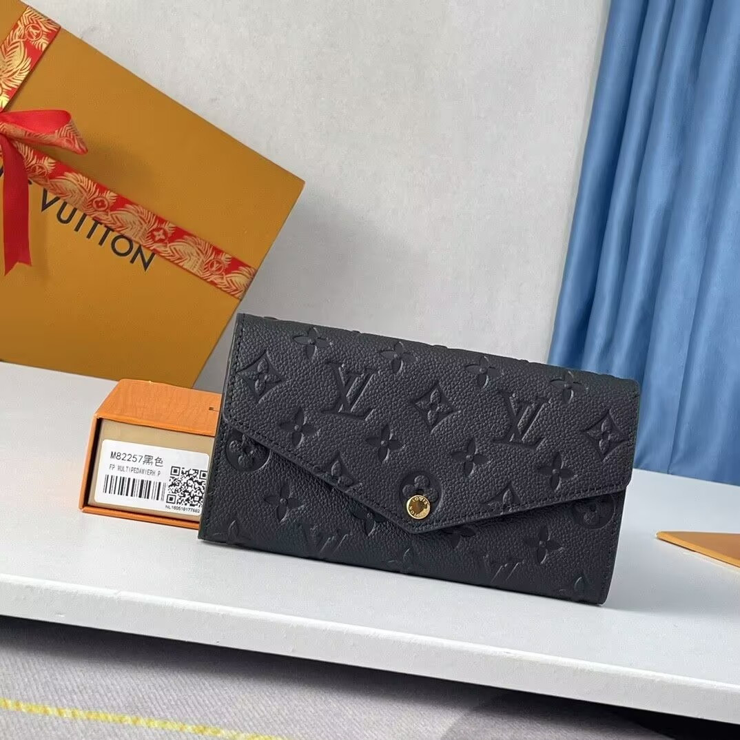 LV Sarah Wallet M82257 19x10.5x2cm