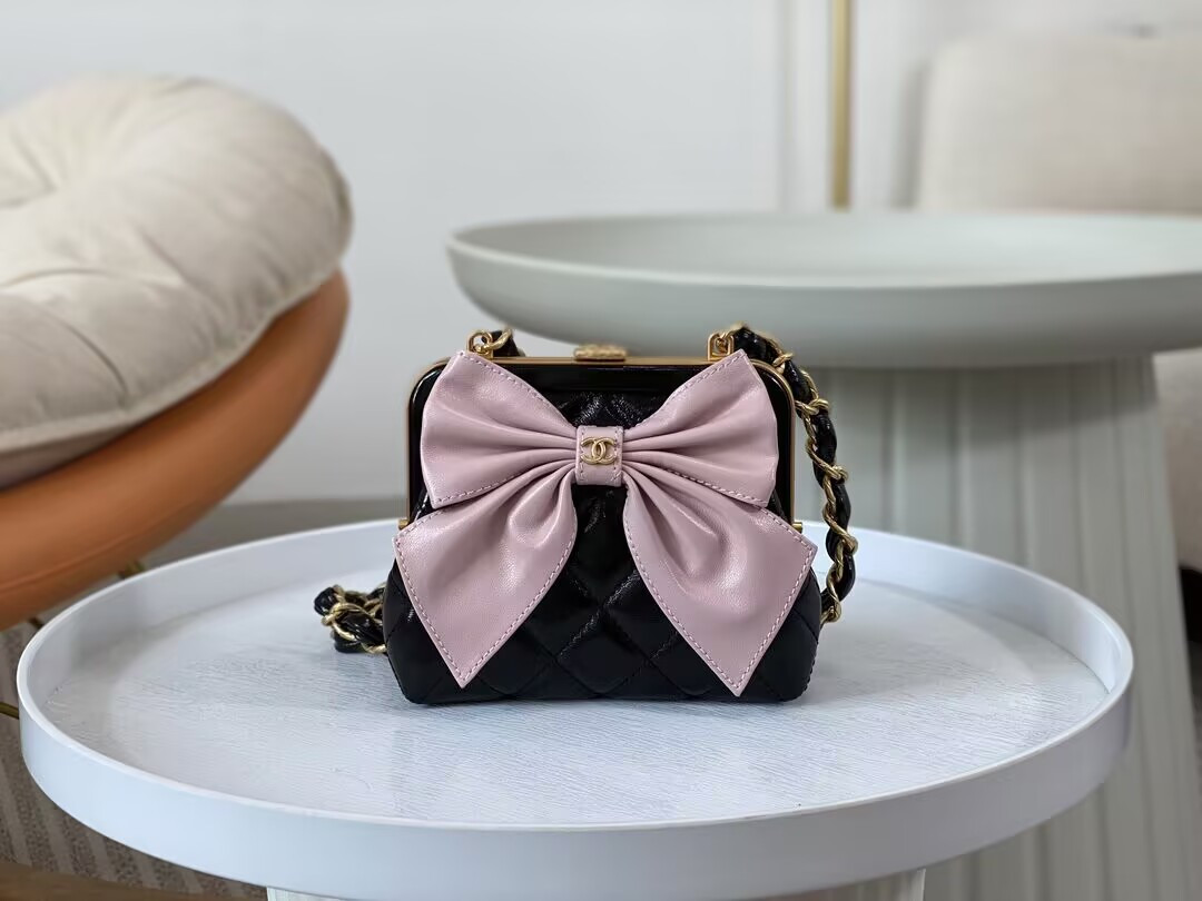 Ch*el clutch with chain 12 × 13 × 4 cm