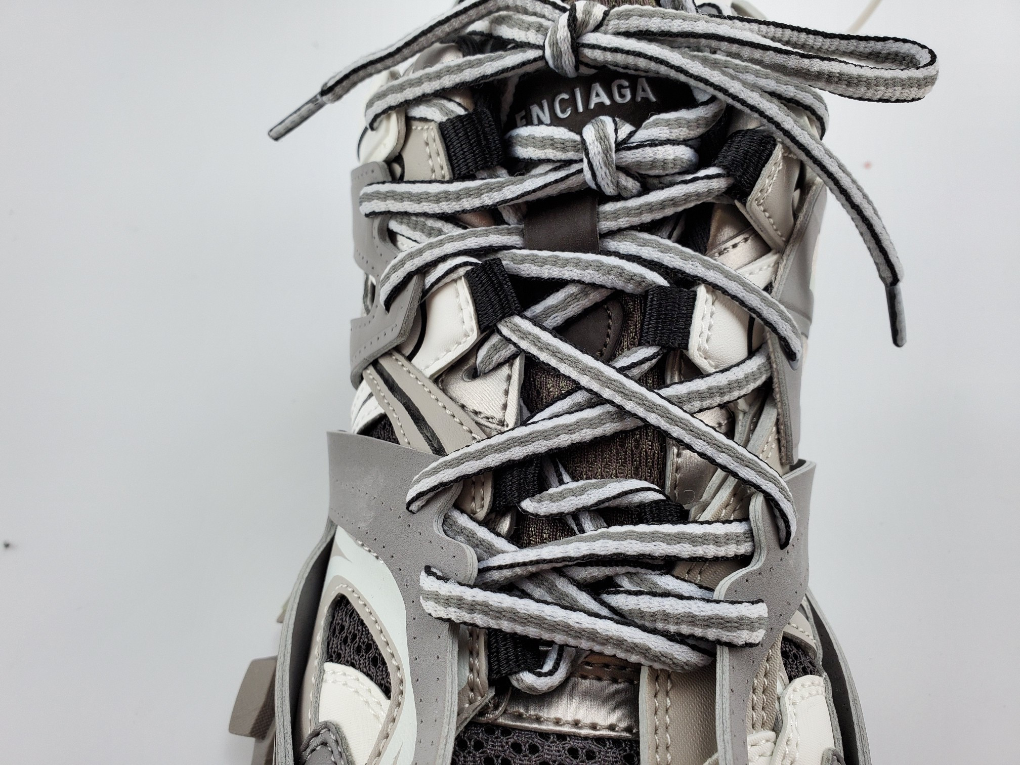 Balenciga LED 3.0 Track Grey