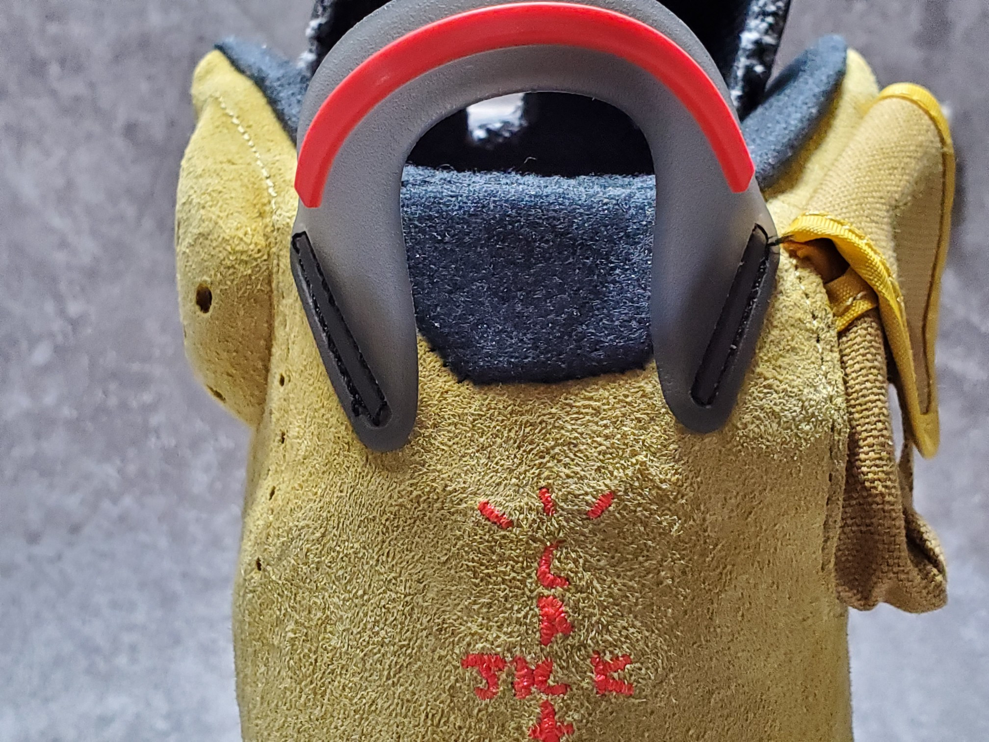 Air Jordan 6 Travis Scott X Retro Cactus Jack Yellow