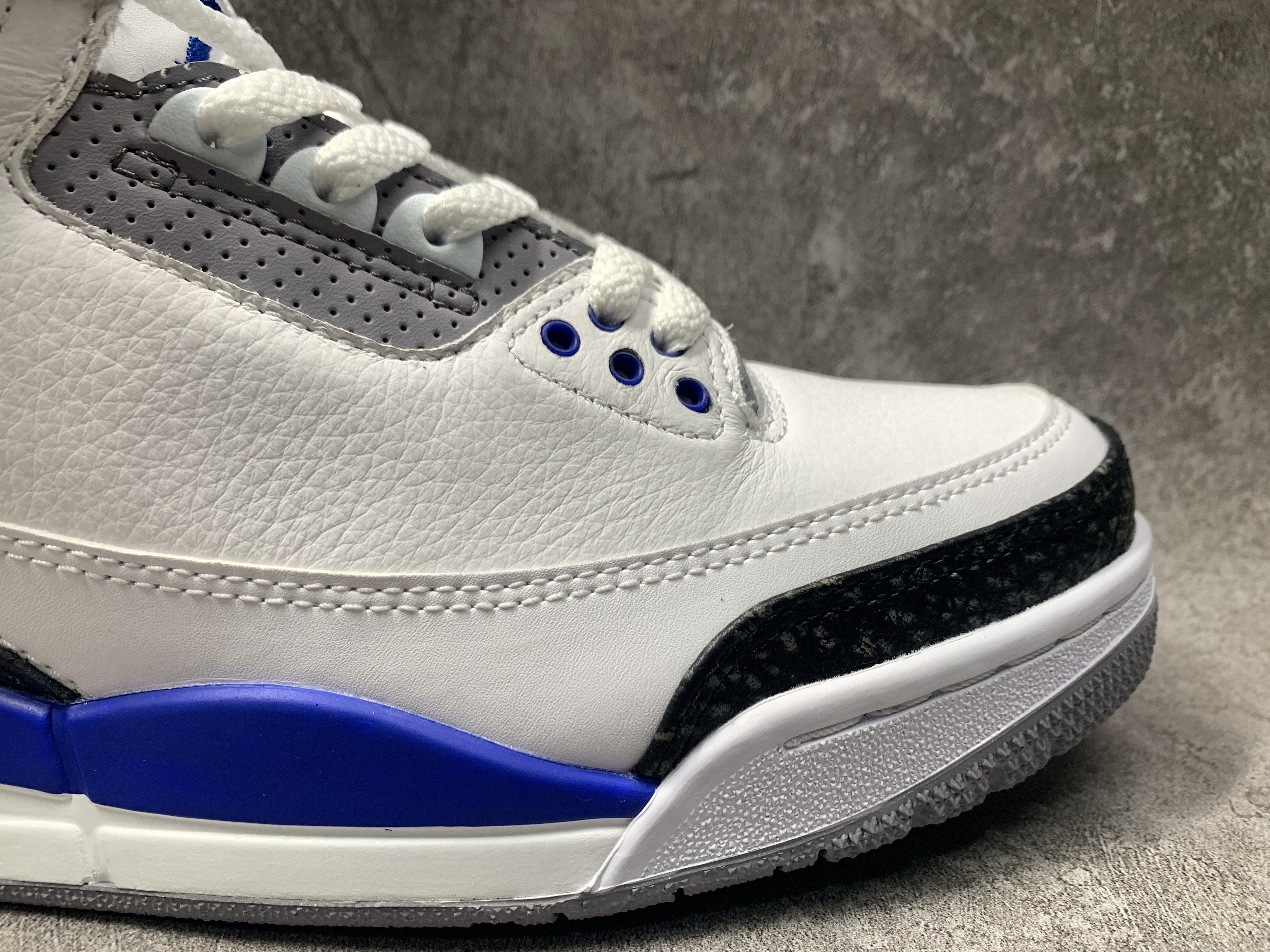 Air Jordan 3 Retro Racer Blue