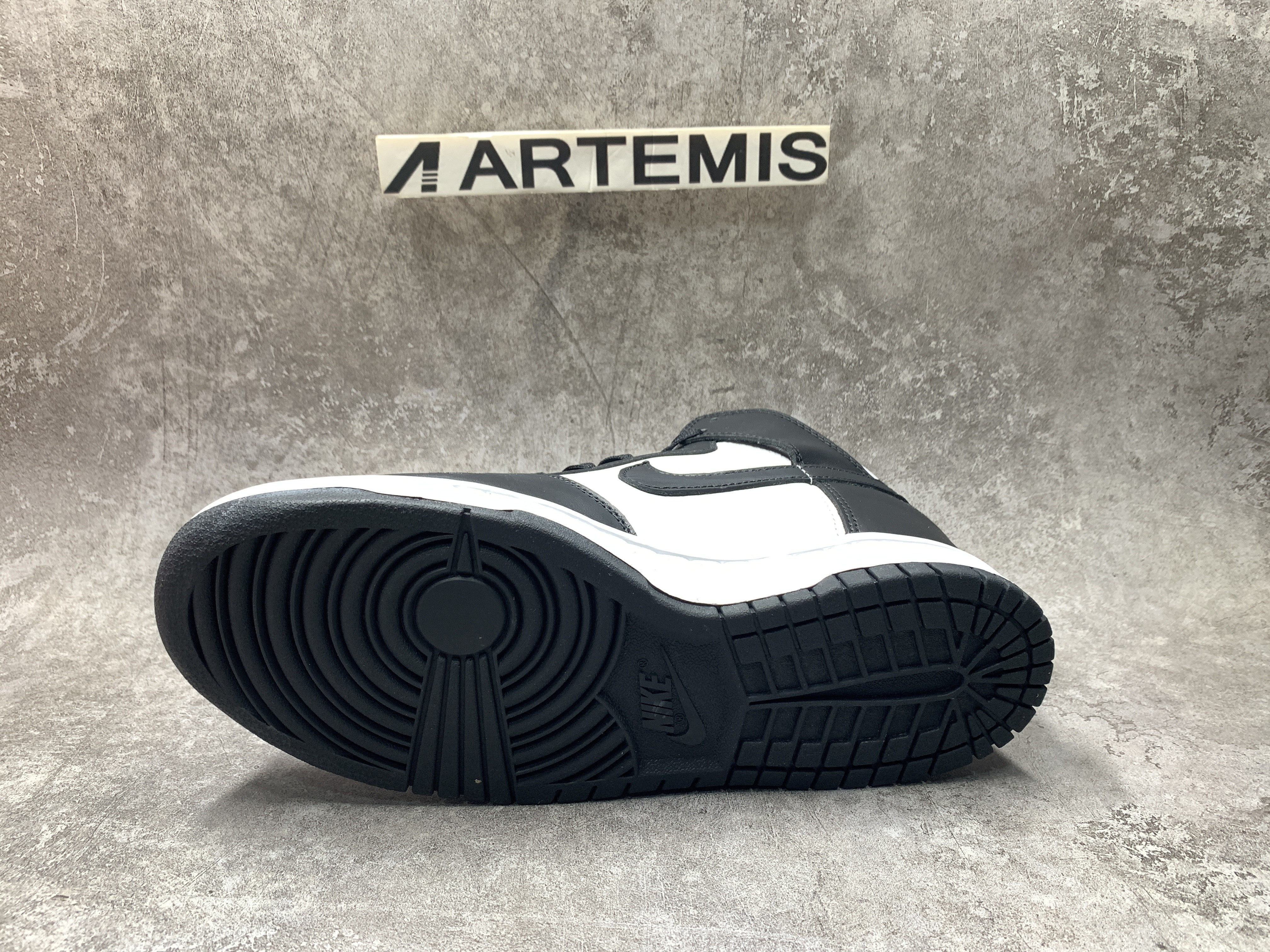 Nike Dunk High Panda