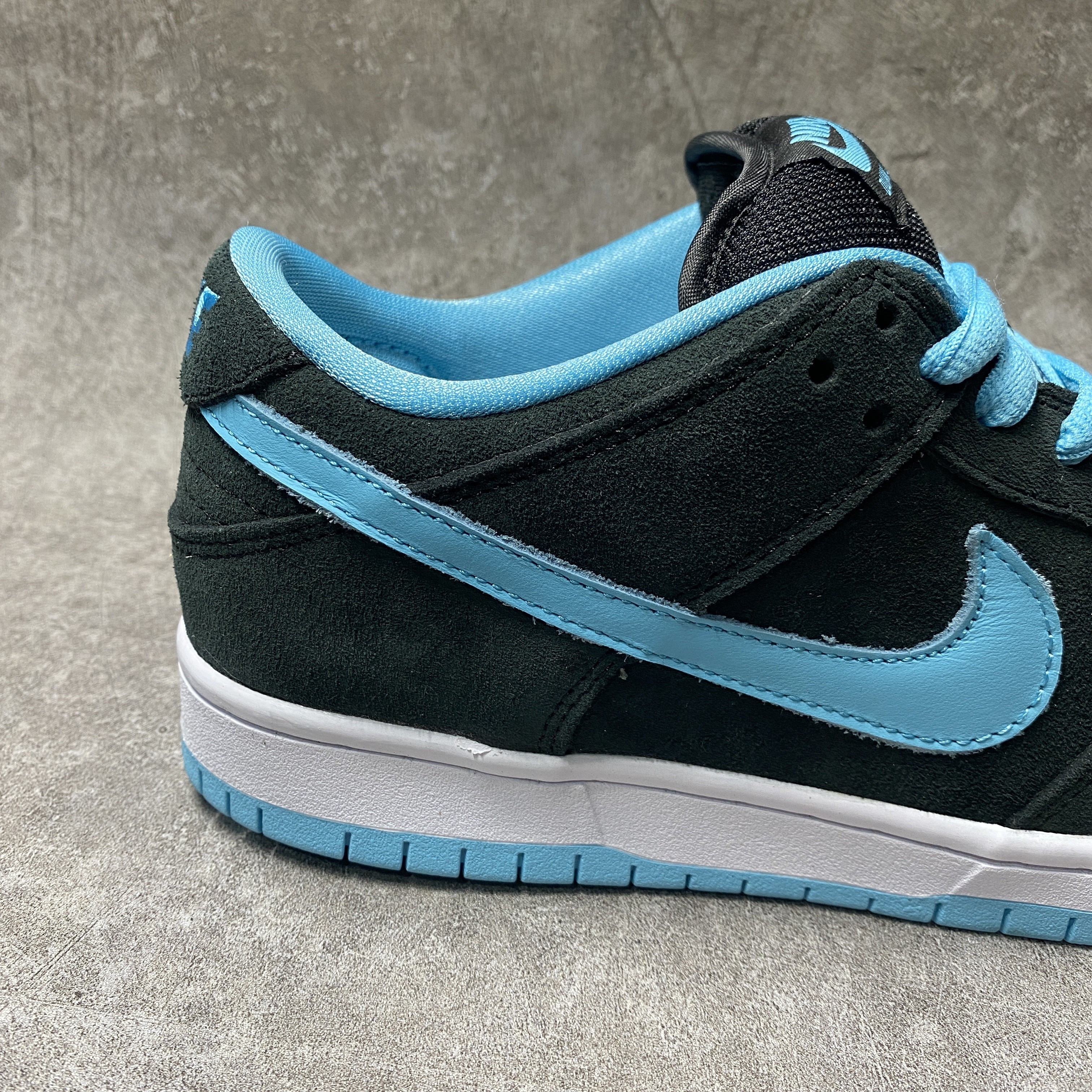 Nike Dunk SB Low Clear Jade