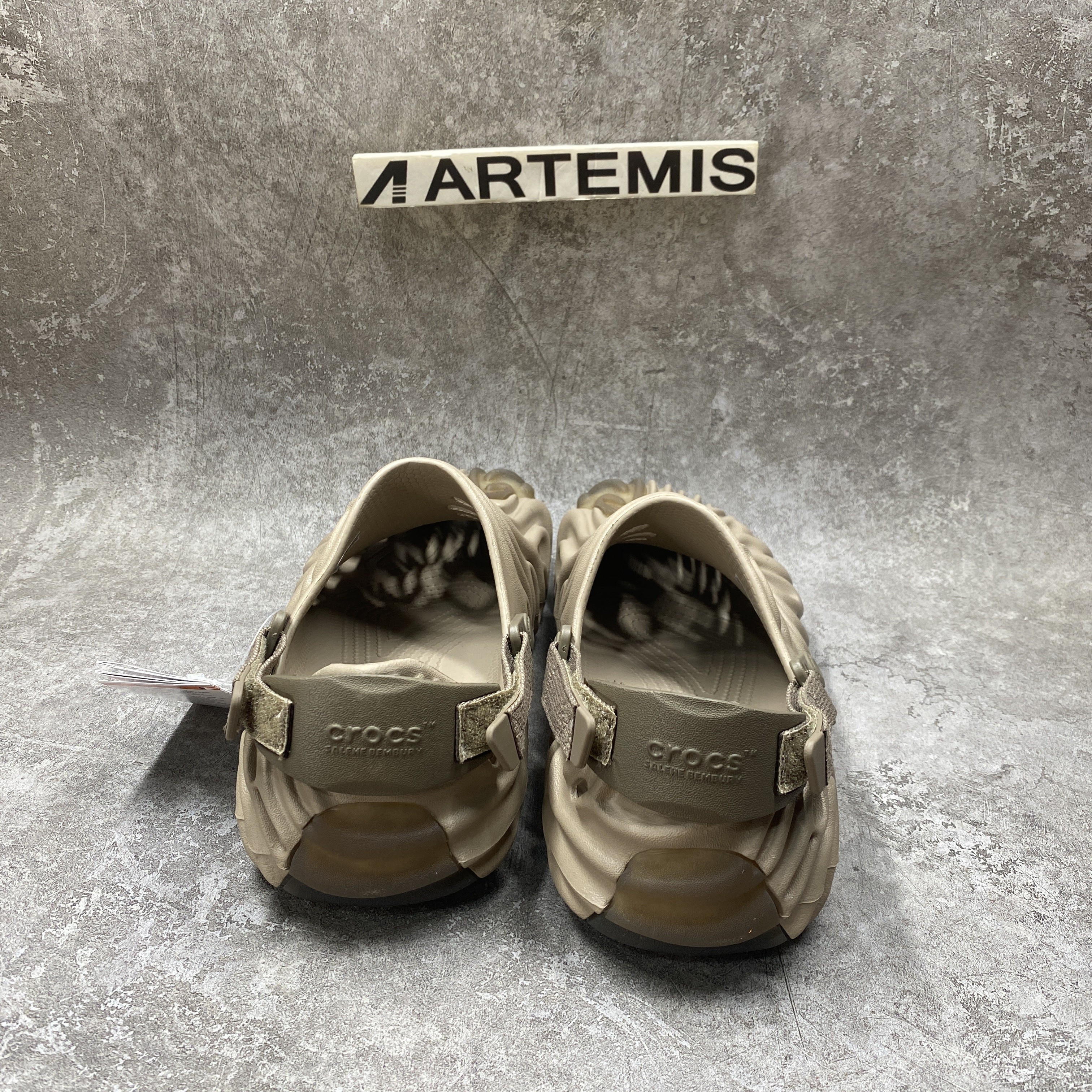 Cr*0*s pollex clog by salehe bembury menemsha