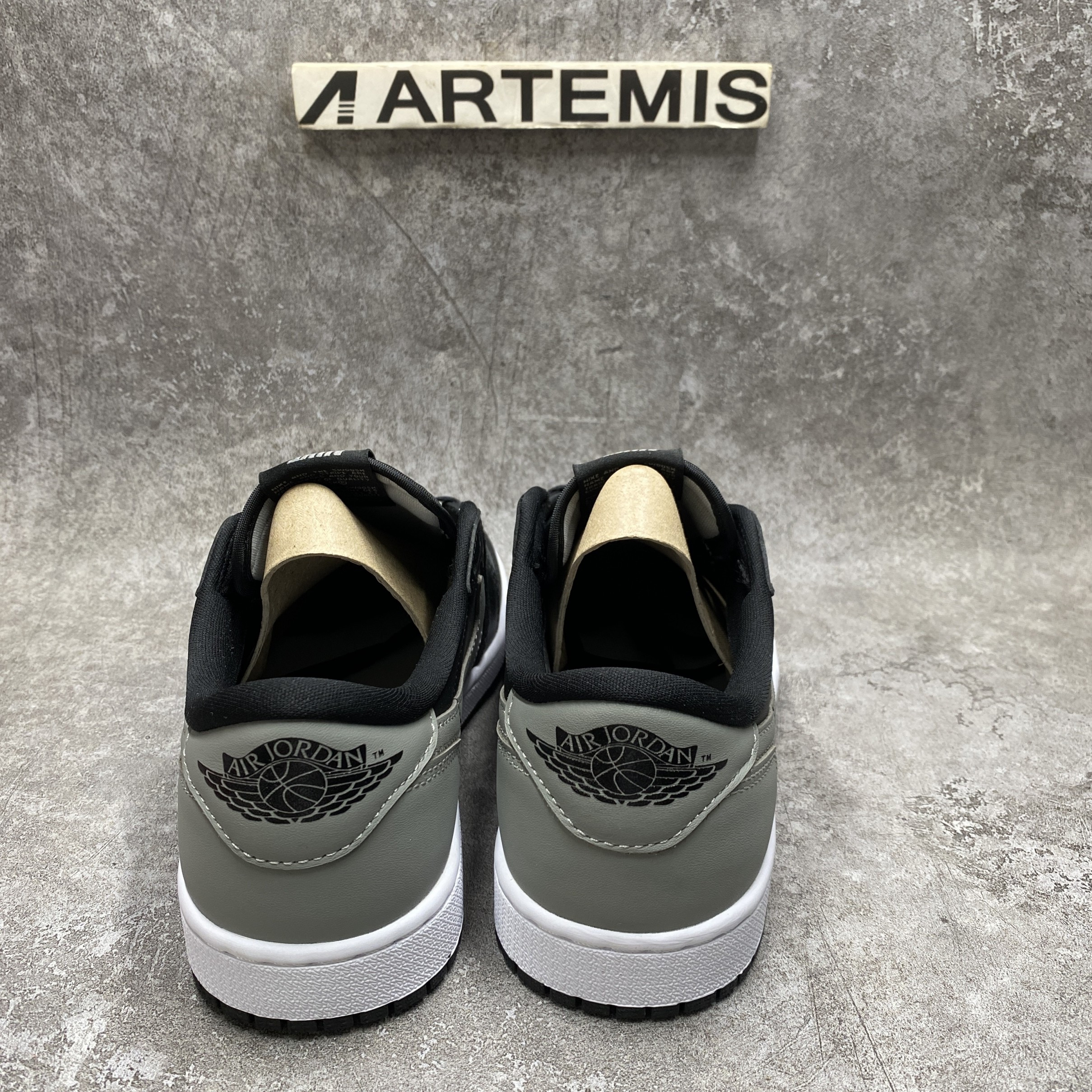 Air Jordan 1 Retro Low Og