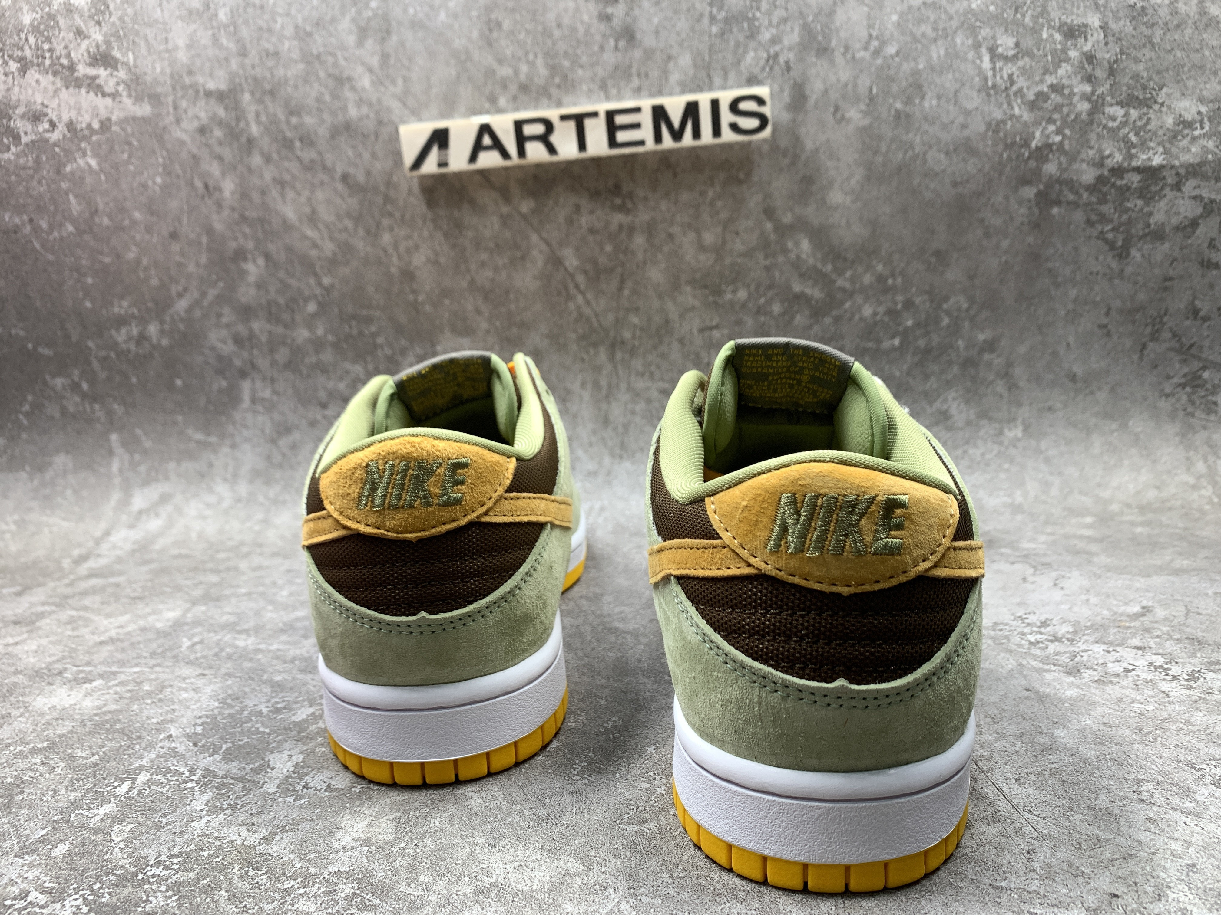 Nike Dunk Low Dusty Olive