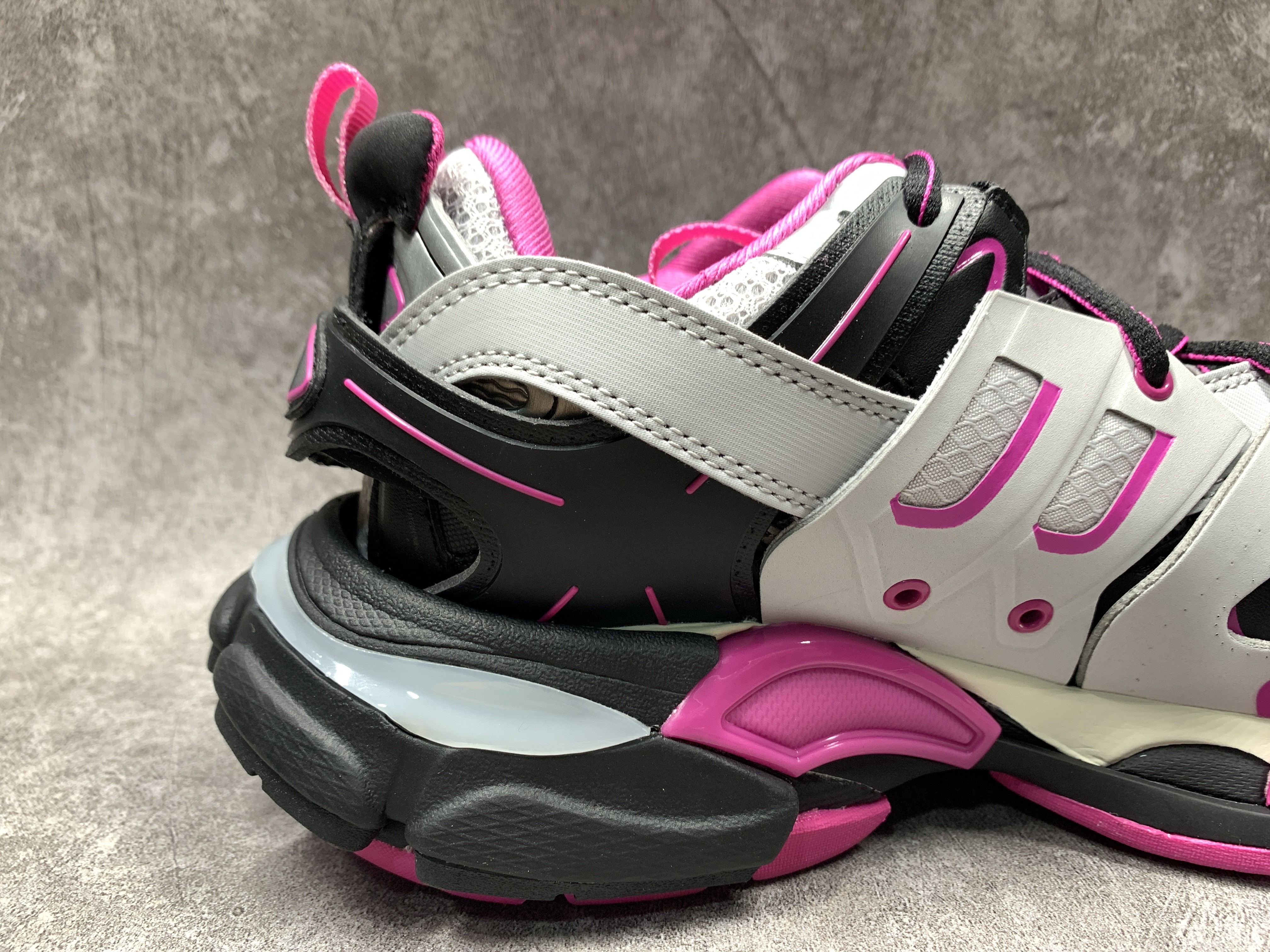 Balenciga Track Sneaker Pink Black