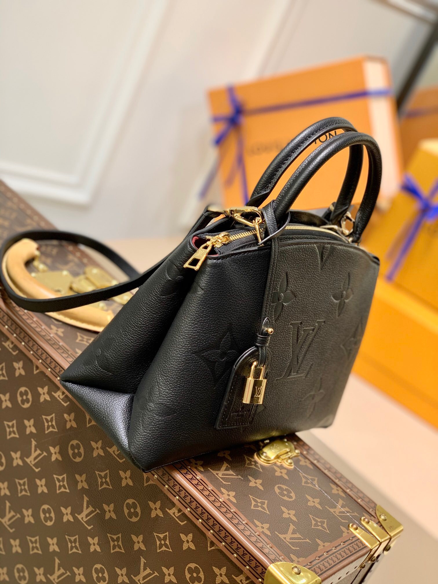 LV PETIT PALAIS M58916