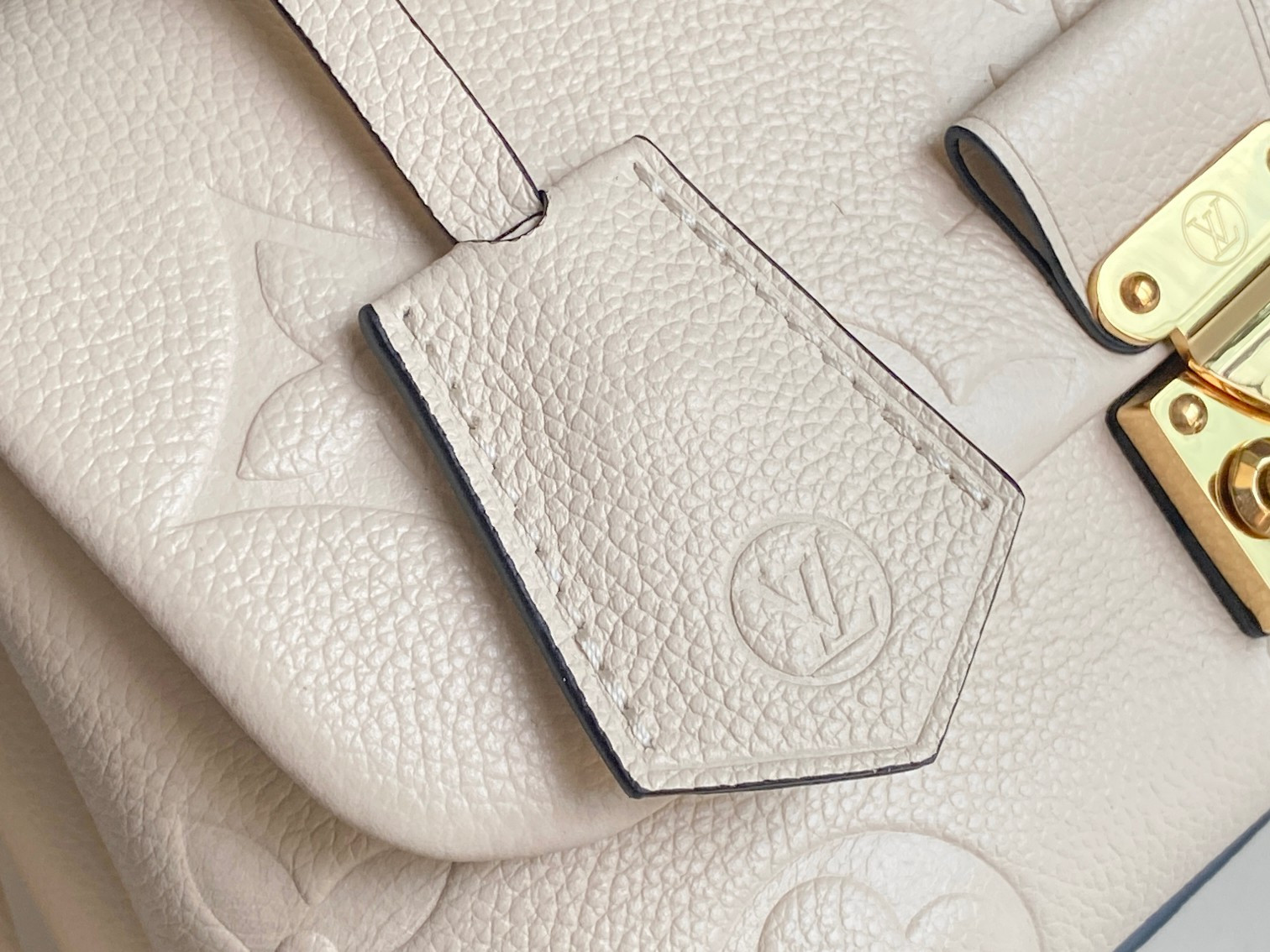 LV MADELEINE BB M46008 9.4 x 6.7 x 3.3 inches