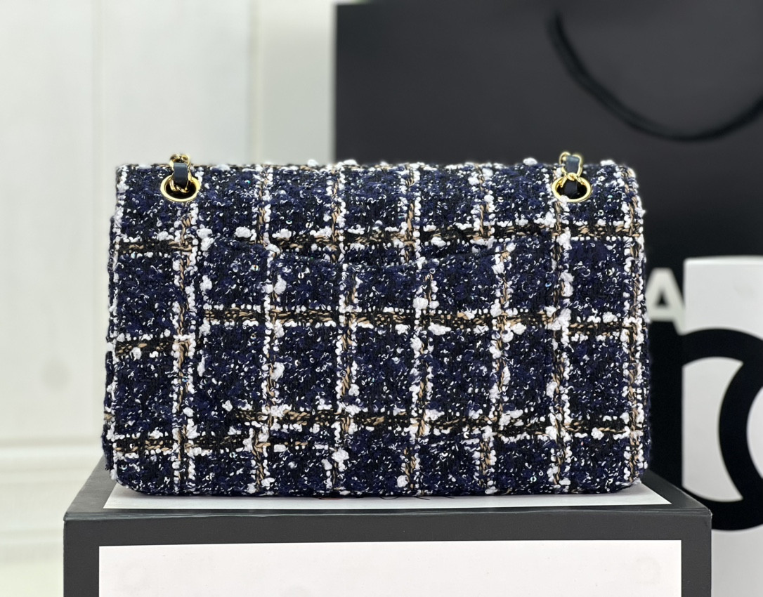 Ch*el classic 11.12 handbag tweed & gold-tone metal   6 × 9.9 × 2.5 in