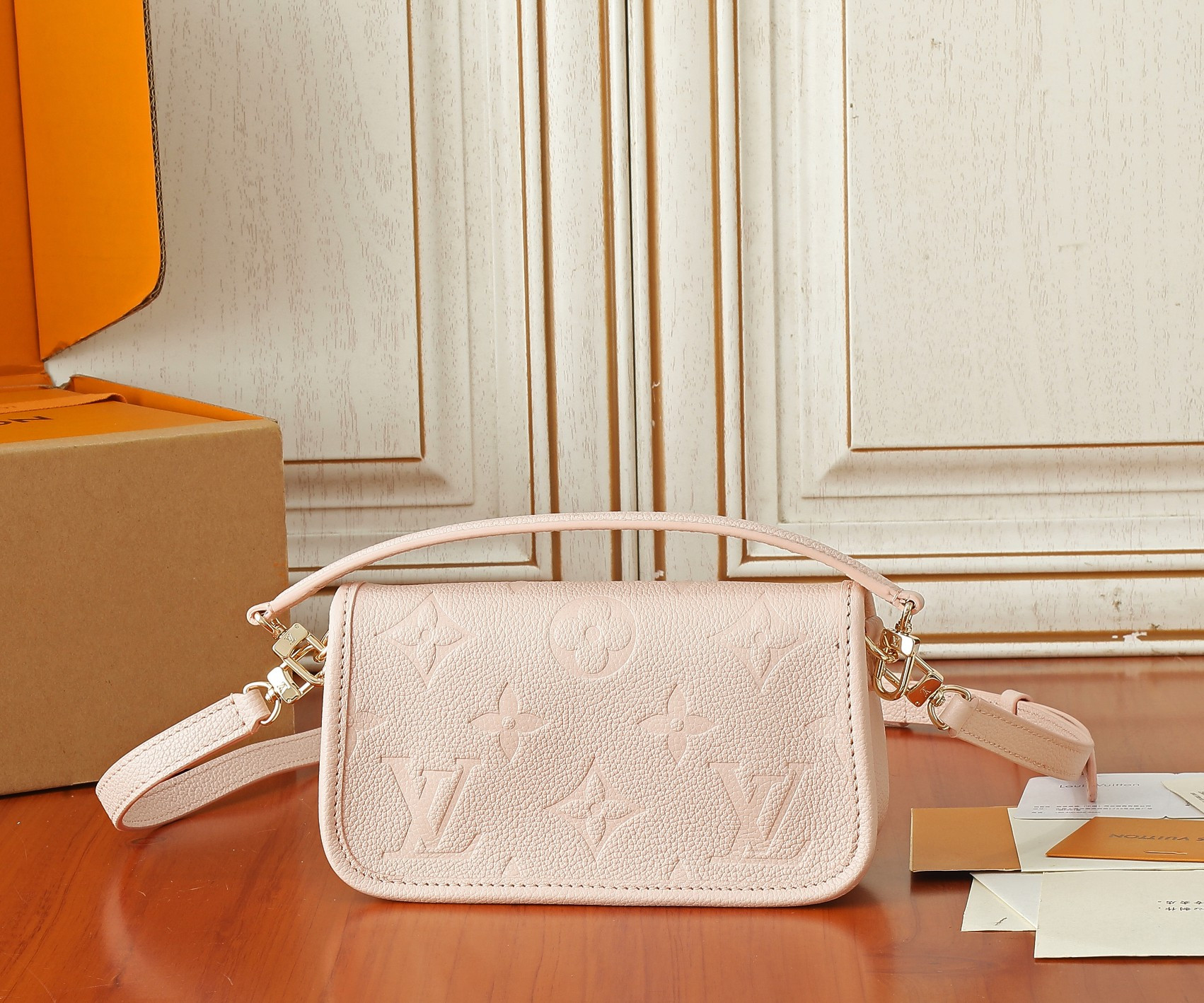 LV Nano Diane  M83566 7.5 x 4.1 x 2.4 in