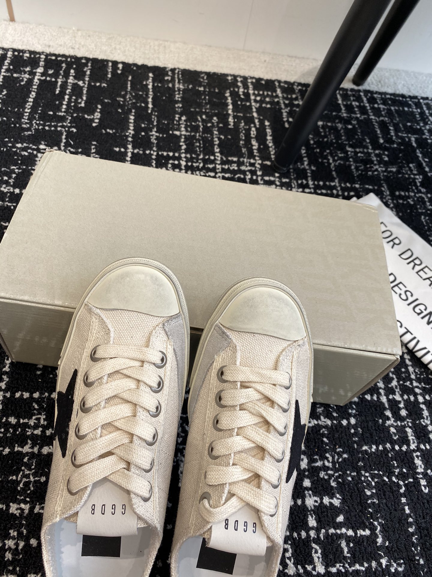 UA Golden Goose V-STAR Sneaker