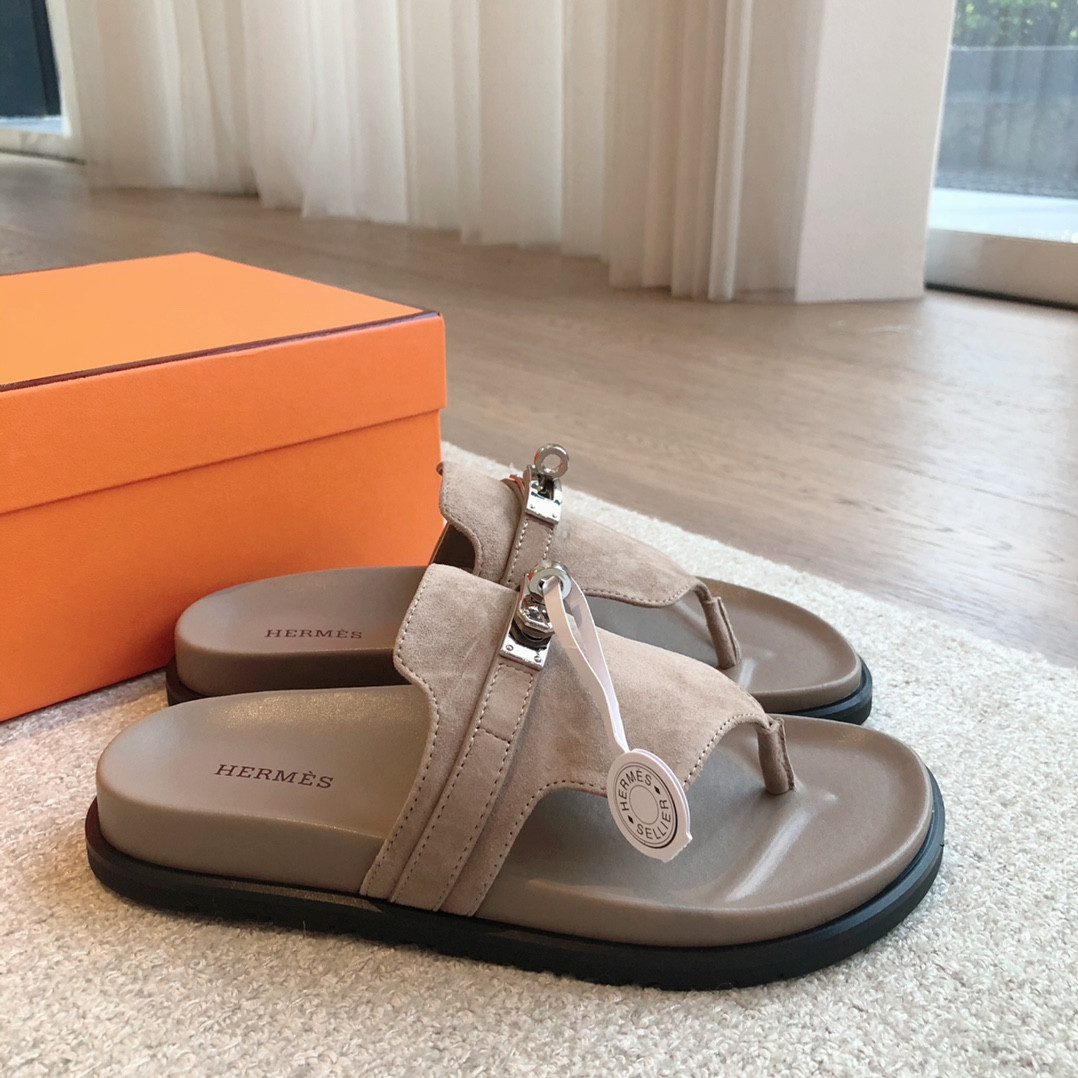 UA Hermès Empire Sandal