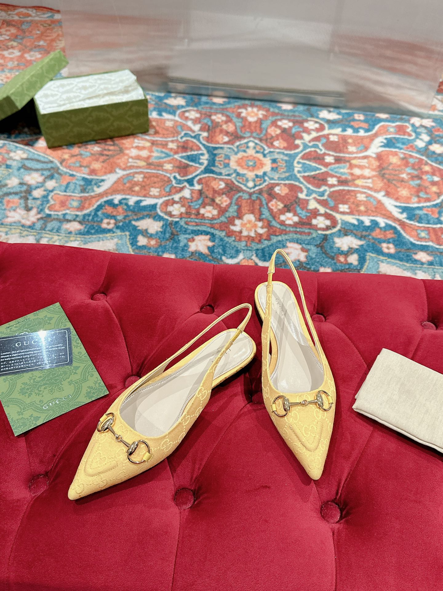 ua G*u*i horsebit slingback flat