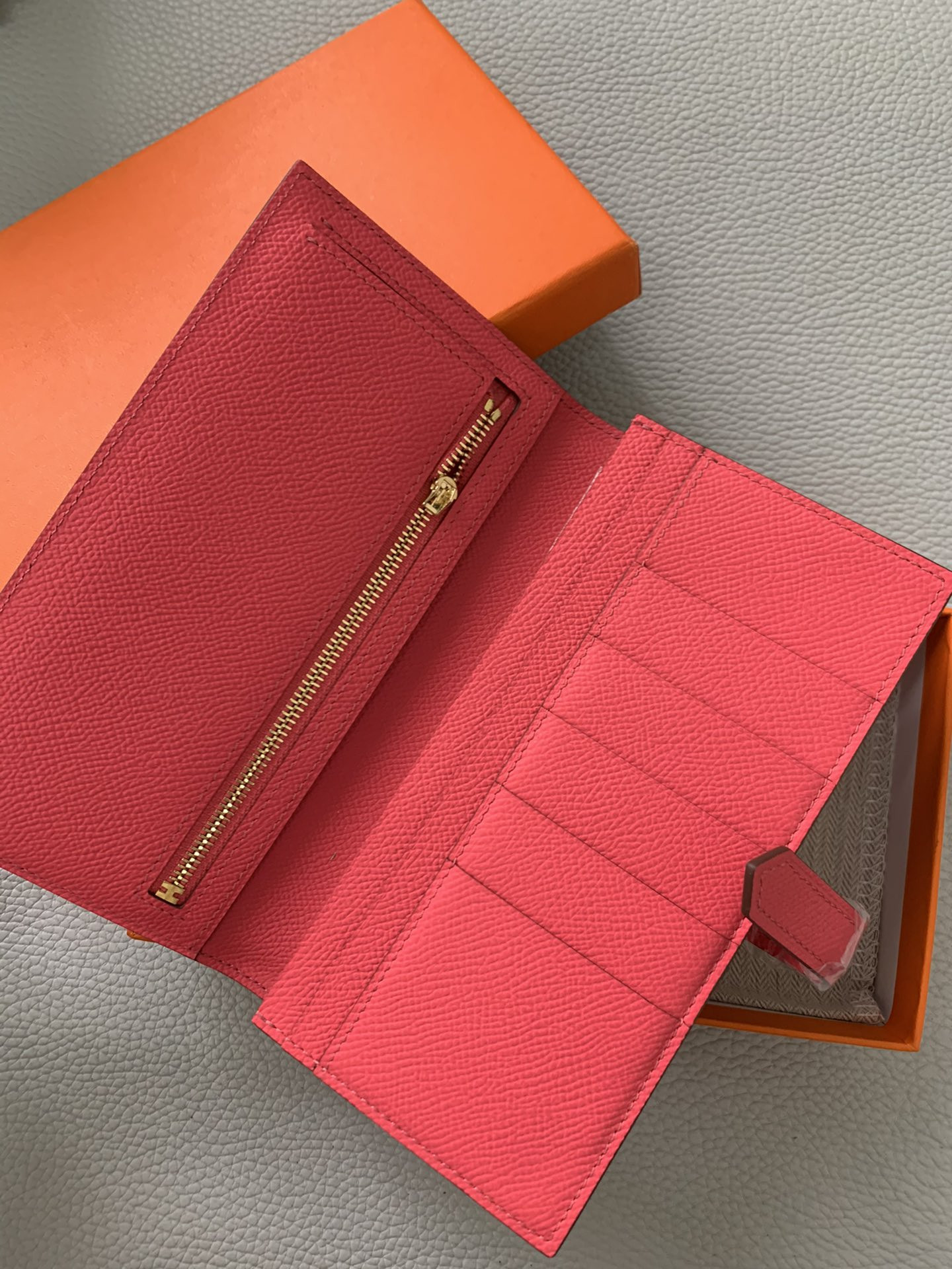 Hermès Long Wallet 17.5x9.5CM
