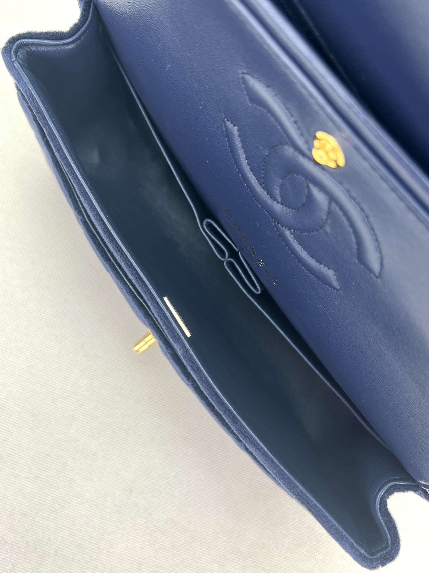 Ch*el classic flap bag 25cm