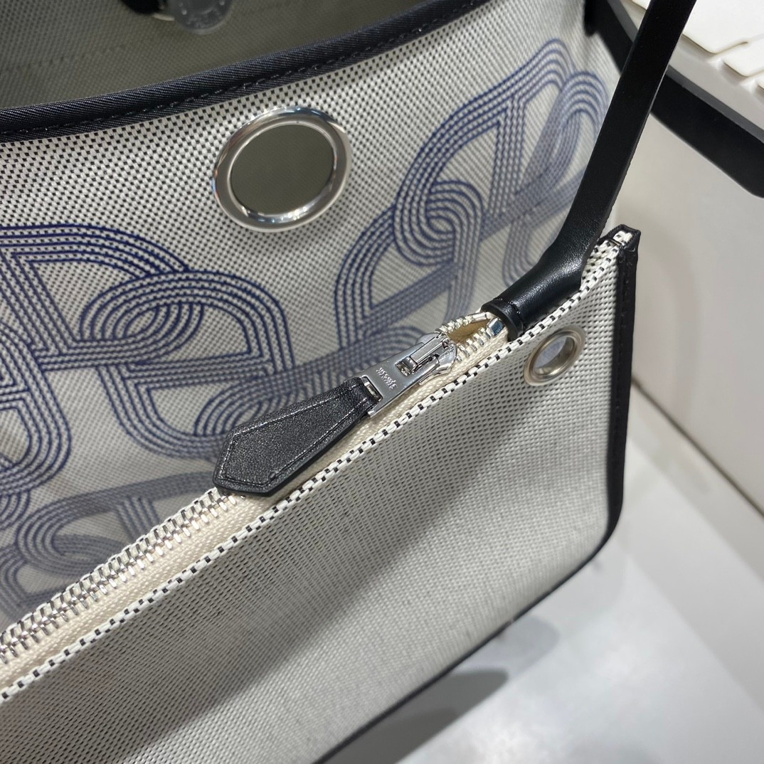 H**mes herbag 25x31x10cm