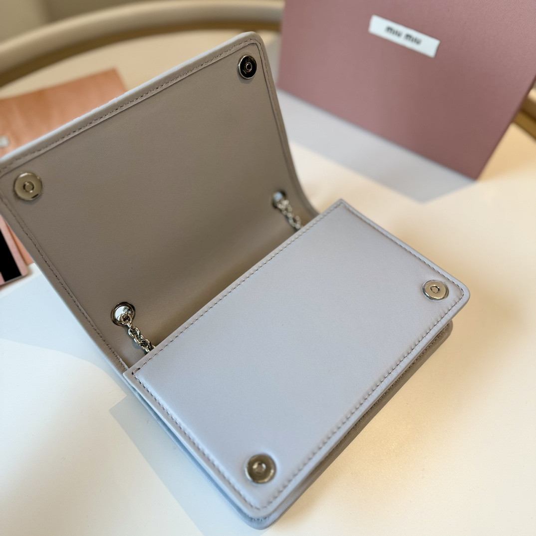 Miu Miu Matelassé  19X13X5cm