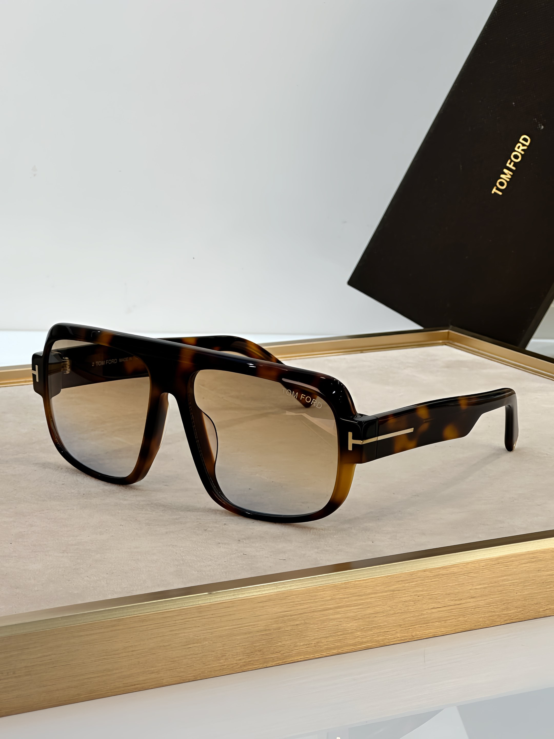 Tom Ford Glasses FT1101 58-15-140