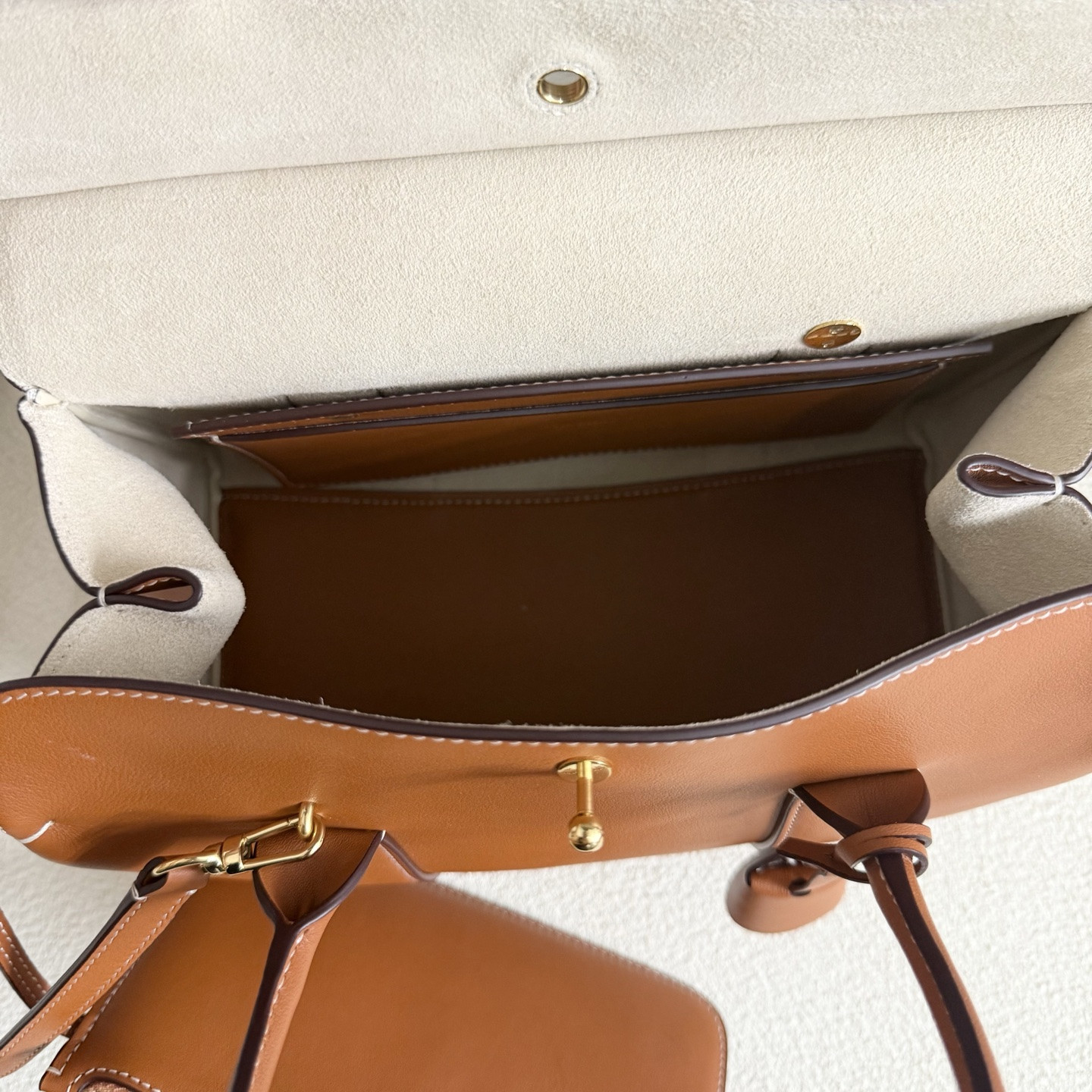 L**o p*ana loom l25  calfskin 25x18x12.5cm