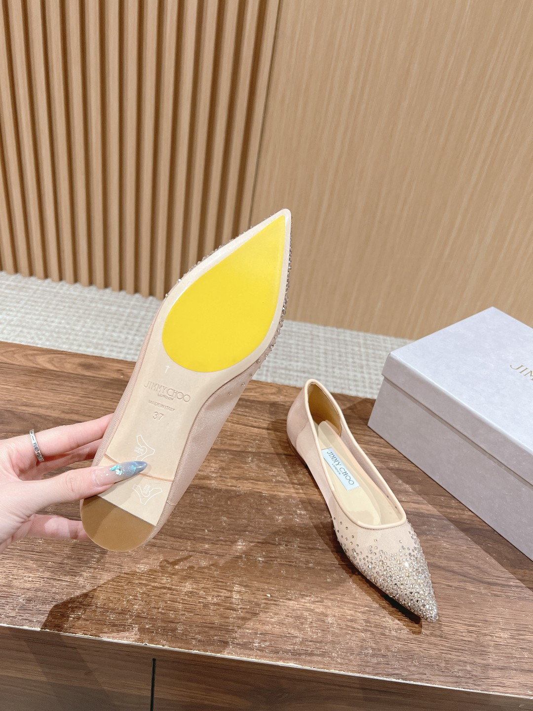 ua Ji*y Ch* flat shoes